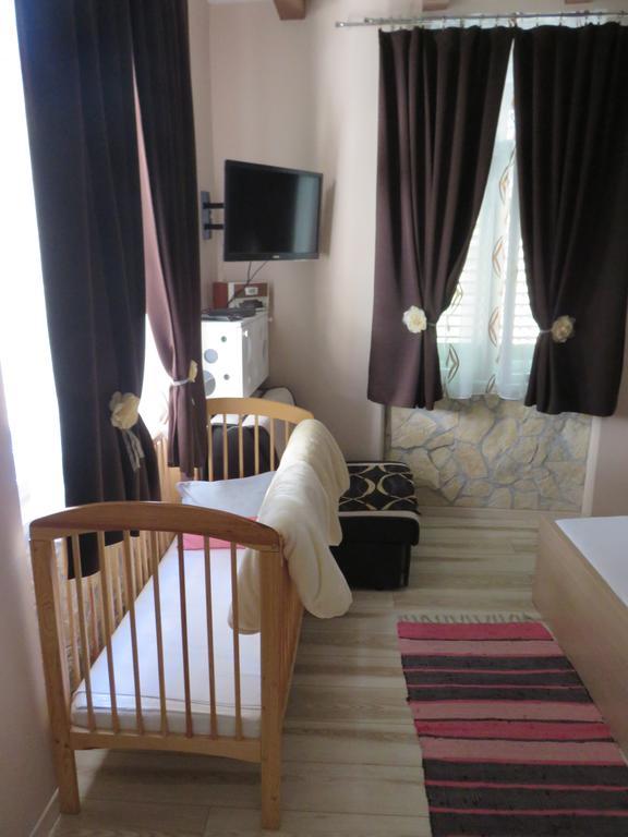 Apartment Barbara - Bojana Šibenik Rum bild