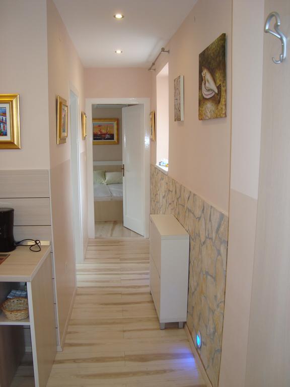 Apartment Barbara - Bojana Šibenik Rum bild