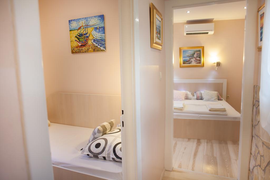 Apartment Barbara - Bojana Šibenik Exteriör bild